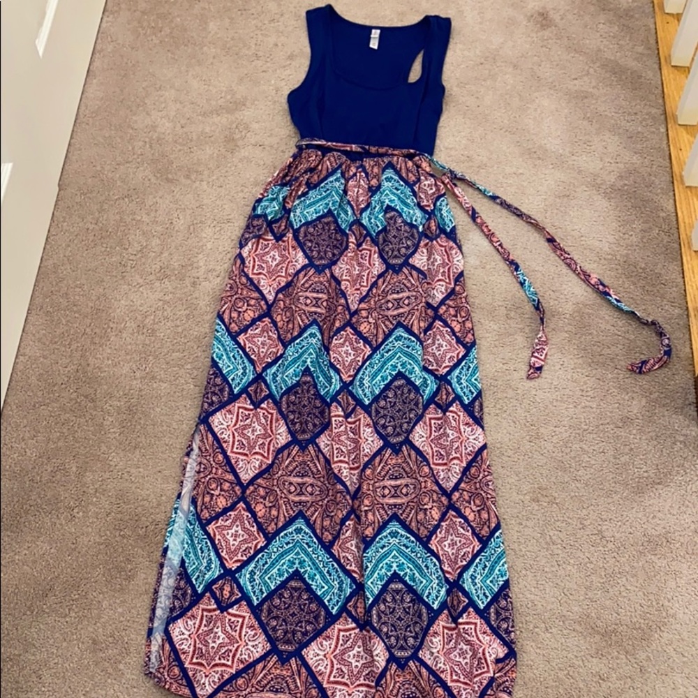 Women’s maxi dress